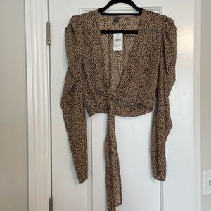 Brand New Taupe Cheetah Long Sleeve Tie - Size Small